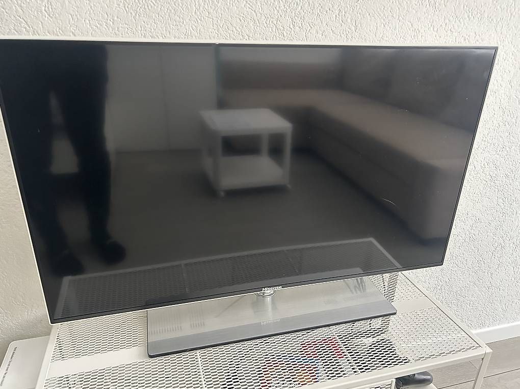 Televisori: Hisense 42" LED TV Weiss/Silber inkl. FB – Usato da Wettingen venduto da nec_d2ks 4