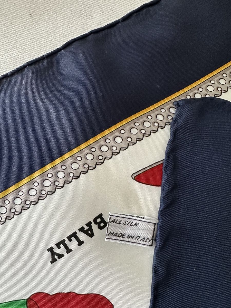 Bally Foulard & Sciarpe: BALLY Seidenschal 100% Seide – Usato da Zollikon venduto da _M65_ 4