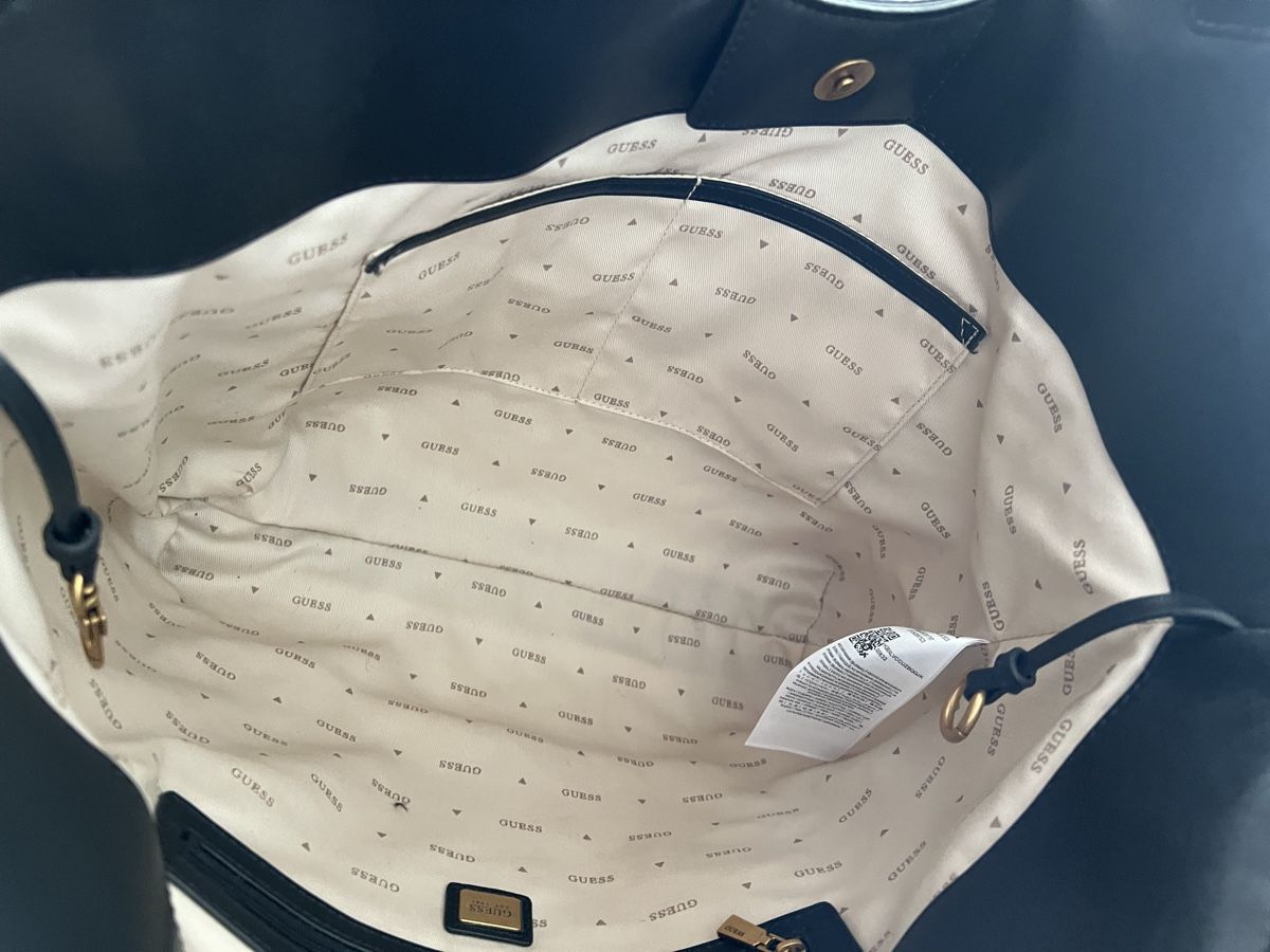 Guess Taschen für Damen: Guess Tasche – Neu (gemäss Beschreibung) aus Widnau von Katja1973 2