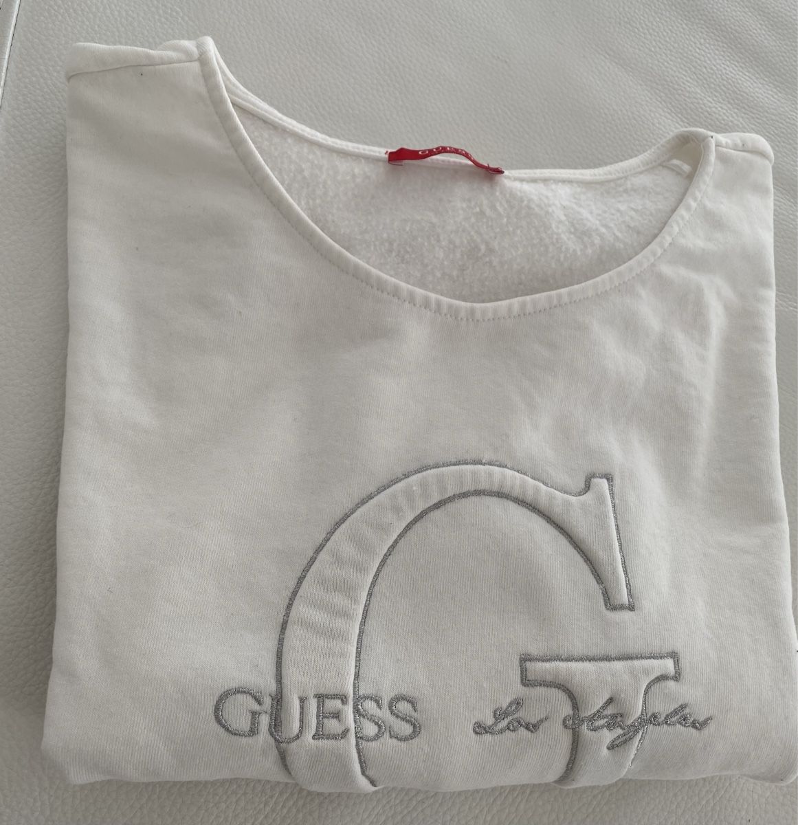 Guess Pullover & Sweatshirts: Guess Pullover 🌸 – Gebraucht aus Opfikon von Luis144 4