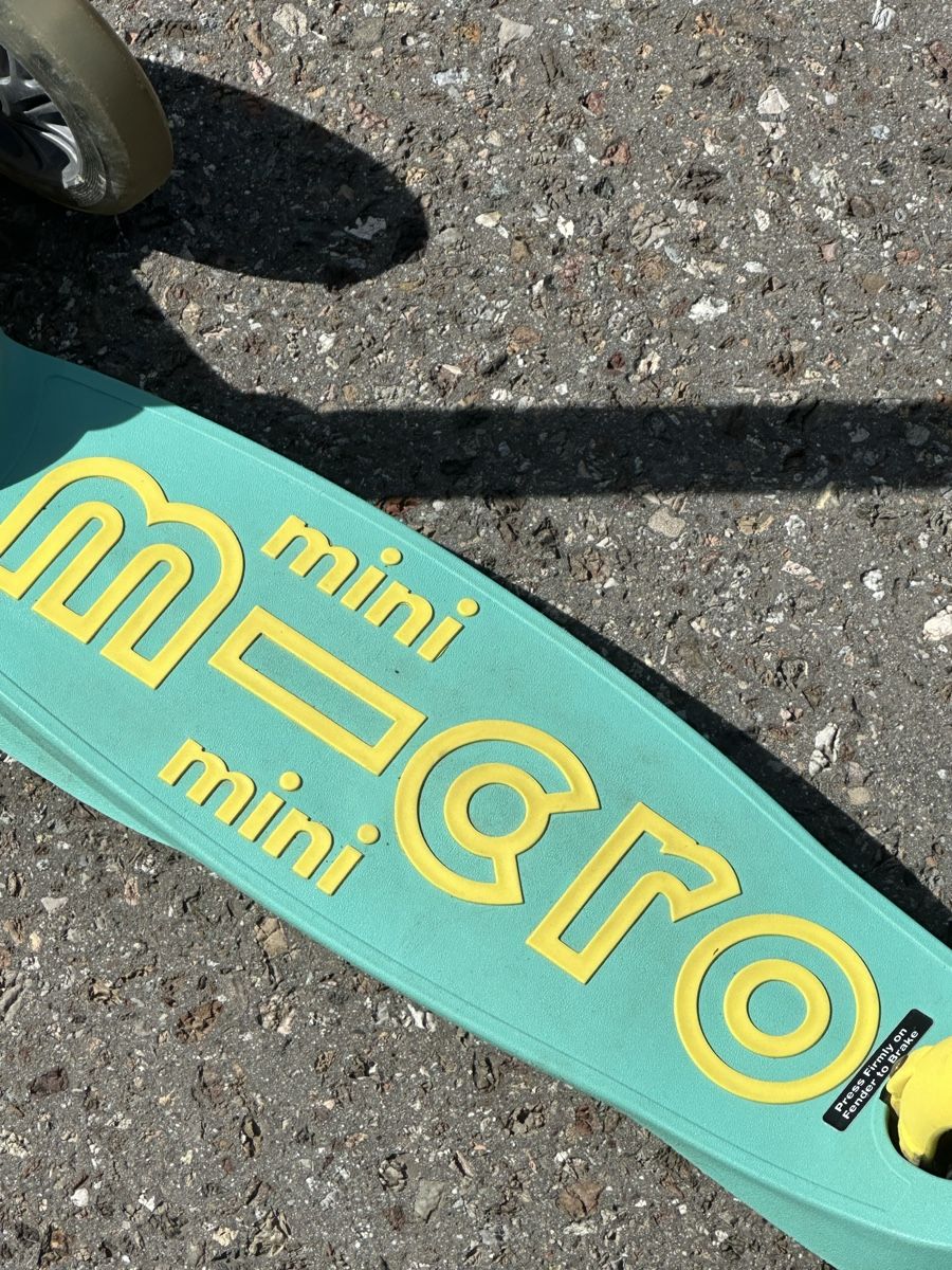 Micro Kickboard: Kinderroller Micro mini, mintgrün, dreirädrig – Usato da Esslingen venduto da mar_78x2 1
