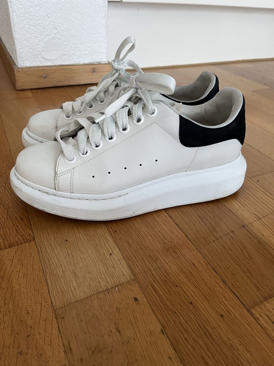Alexander Mcqueen Scarpe da uomo: Alexander Mcqueen Schuhe – Usato da Zürich venduto da JB23JB
