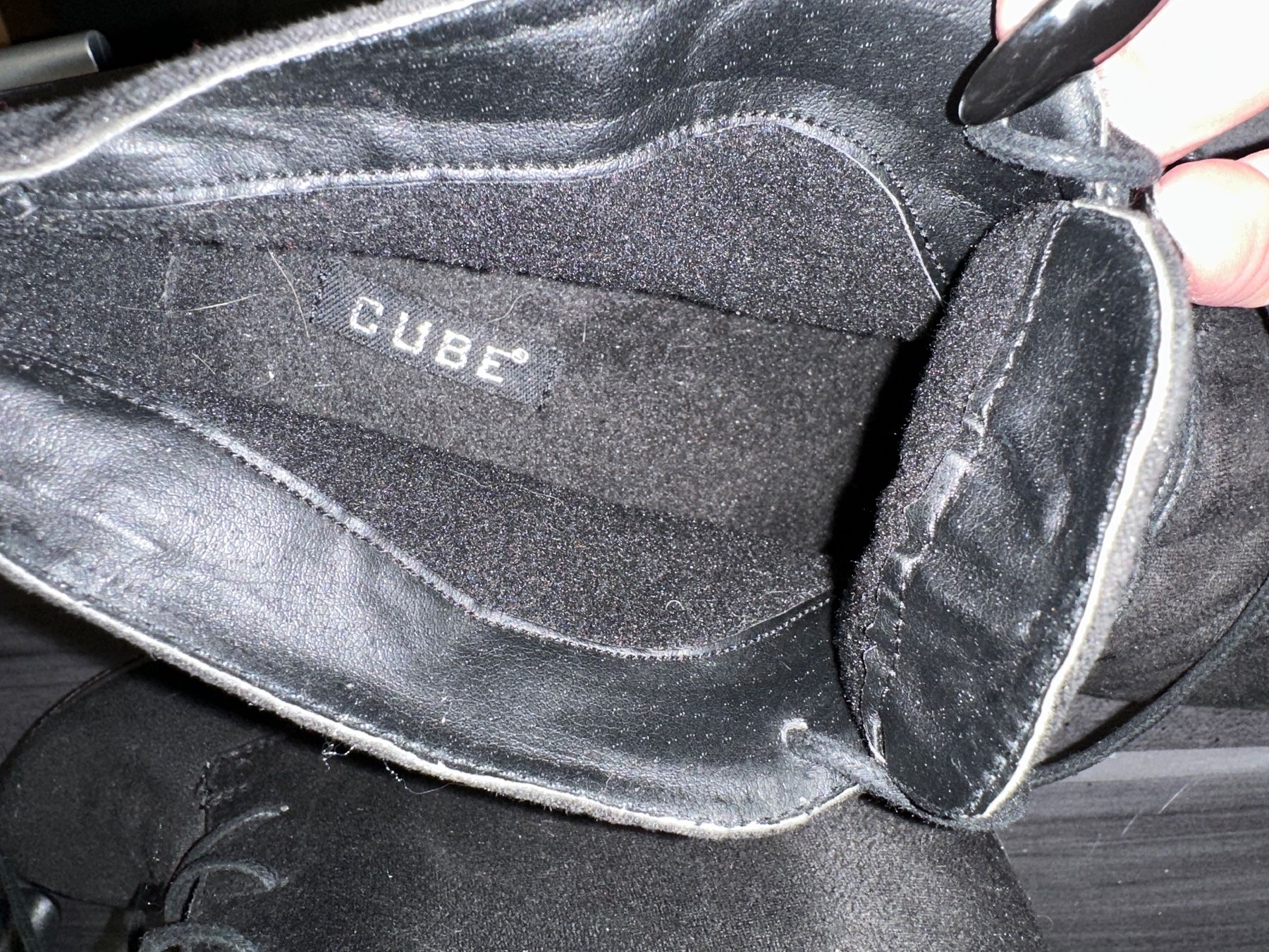 Damenschuhe: Stiefeletten Grösse 42 – Gebraucht aus Aarburg von Tonija 2