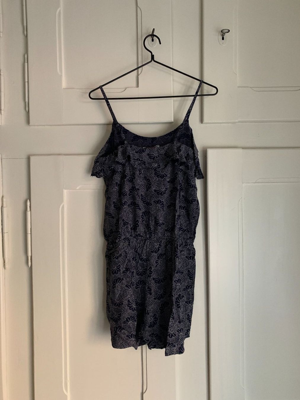 C&A Tute: Jumpsuit dunkelblau-weiss gemustert 38 – Usato da Zürich venduto da Diazaio 2