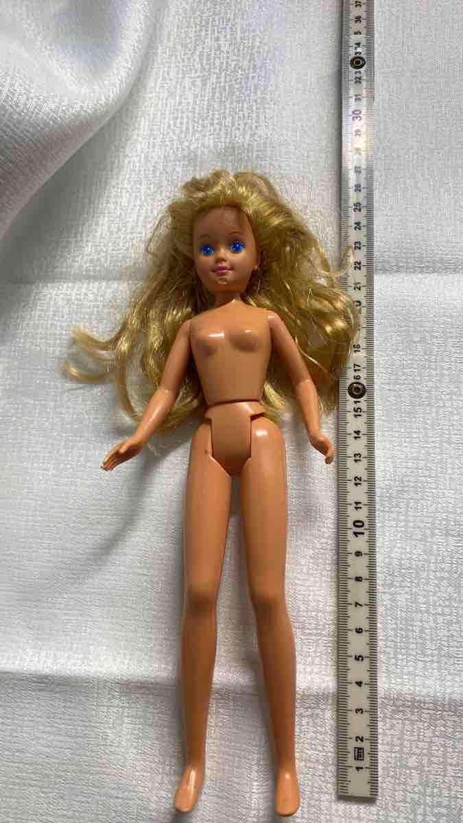 Bambole: Barbie Puppe blond bespielt – Usato da Hausen AG venduto da corinne_g 1