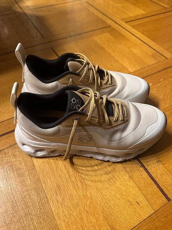 Scarpe da uomo: Chaussure édition spéciale ON/Loewe taille 45 – Usato da Zürich venduto da dada9393