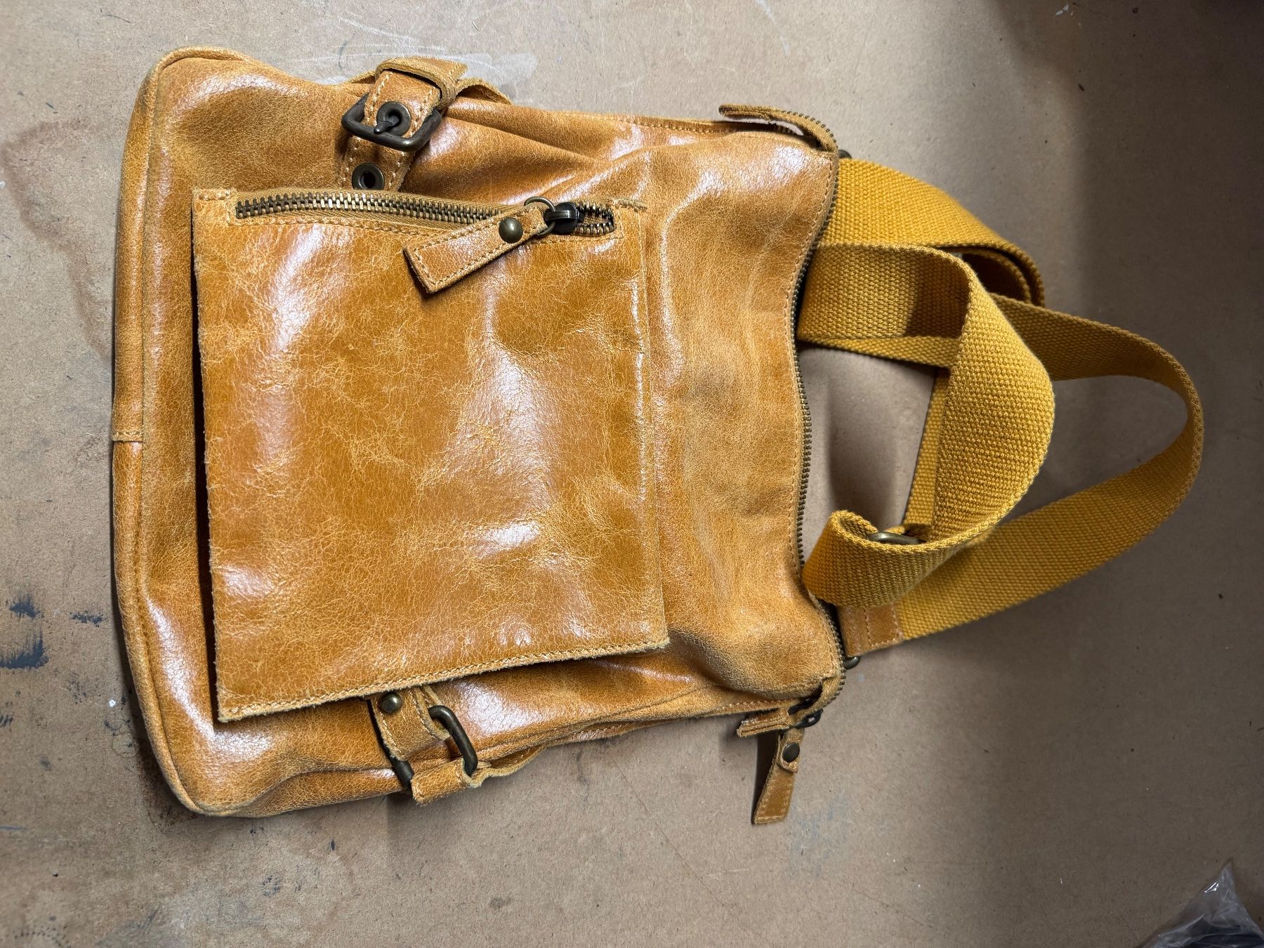 Borse: Crossbody BAG – Usato da Däniken SO venduto da Nikced