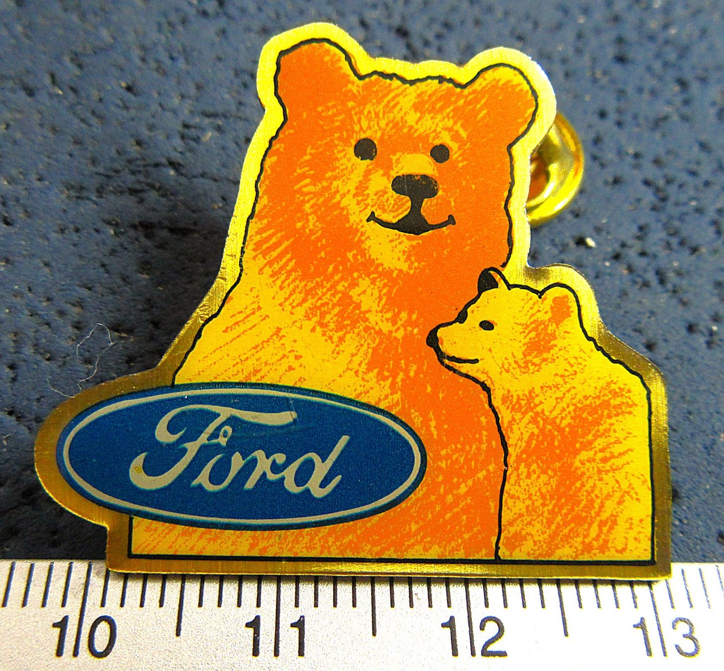 Ford Plaketten & Abzeichen: FORD AUTO EISBÄREN PIN – Gebraucht aus Ettingen von Hausi4711