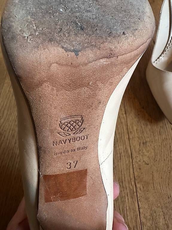 Damenschuhe: Highheels Grösse 37 – Gebraucht aus Aathal-Seegräben von rom_cg7q 2