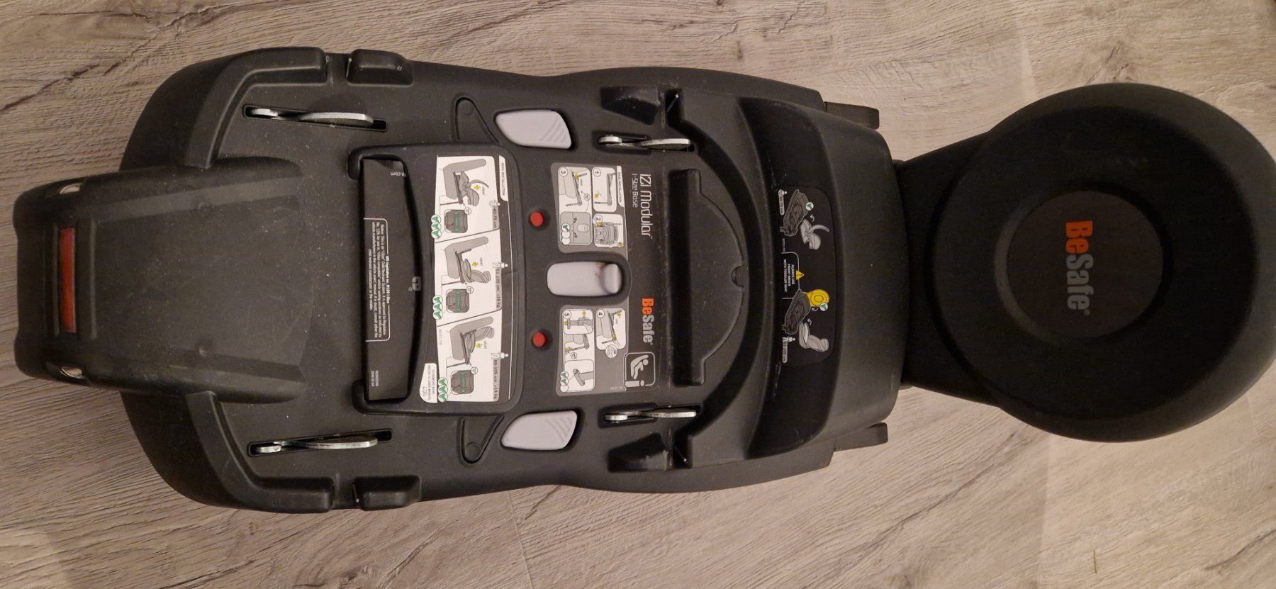 Seggiolini per auto: BeSafe Basisstation – Usato da Jegenstorf venduto da PatNy