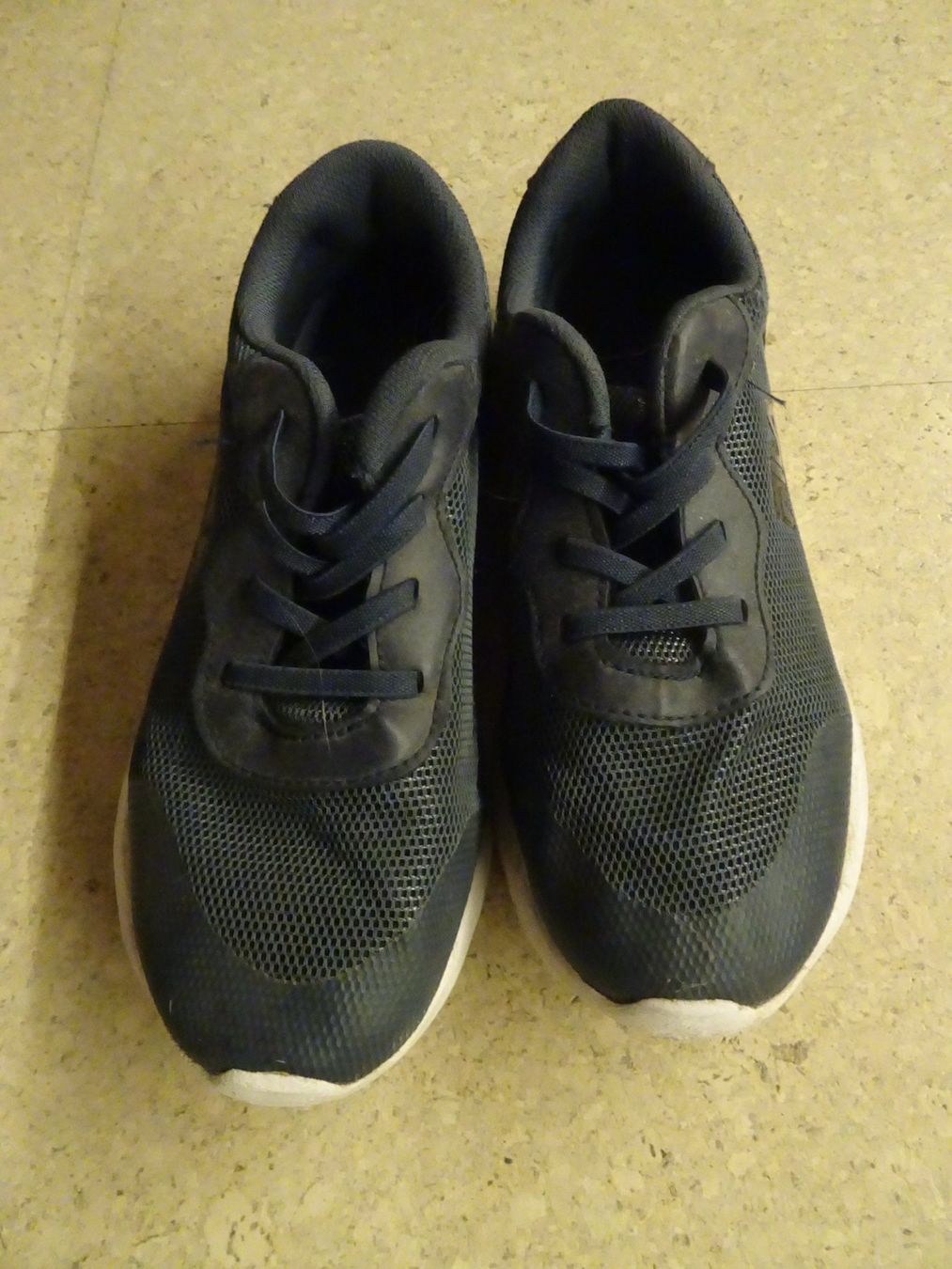 Fila Scarpe da uomo: Turnschuhe Fila – Usato da Münchenbuchsee venduto da Yothu