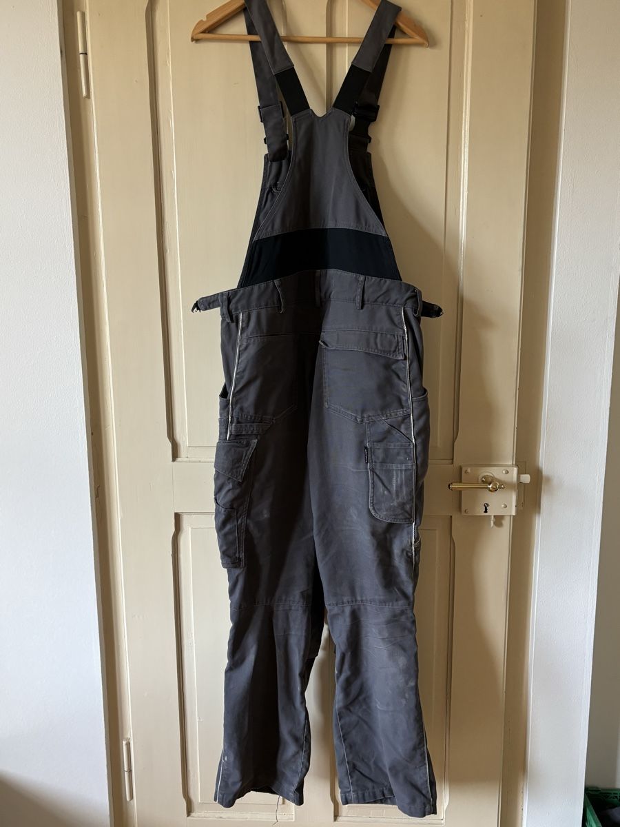 Engelbert Strauss Pantaloni: Engelbert Strauss Latzhose Gr. 52 grau – Usato da Lyss venduto da PlaneSpotter 1