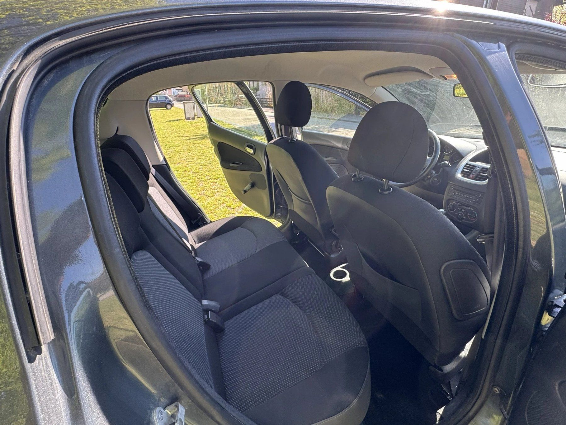 Peugeot Automobili: PEUGEOT 1.4 Trendy – Usato da Biberist venduto da rahelschuler 4