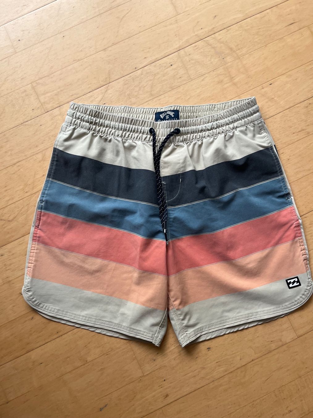 Lotti & Set di vestiti: Kleiderpaket "Hosen" Gr. 164/ XS – Usato da Bern venduto da Primavera0 3