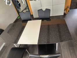 stabiler Esstisch, Granit und Holz