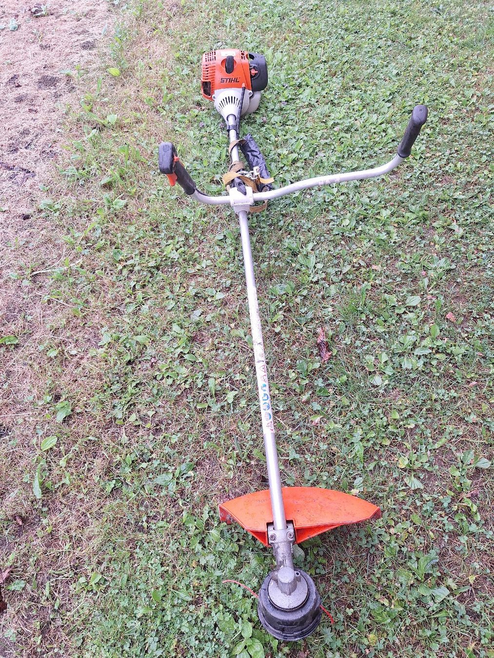Stihl Tondeuses à gazon: Rasentrimmer – D'occasion à Mutten par thomann1969