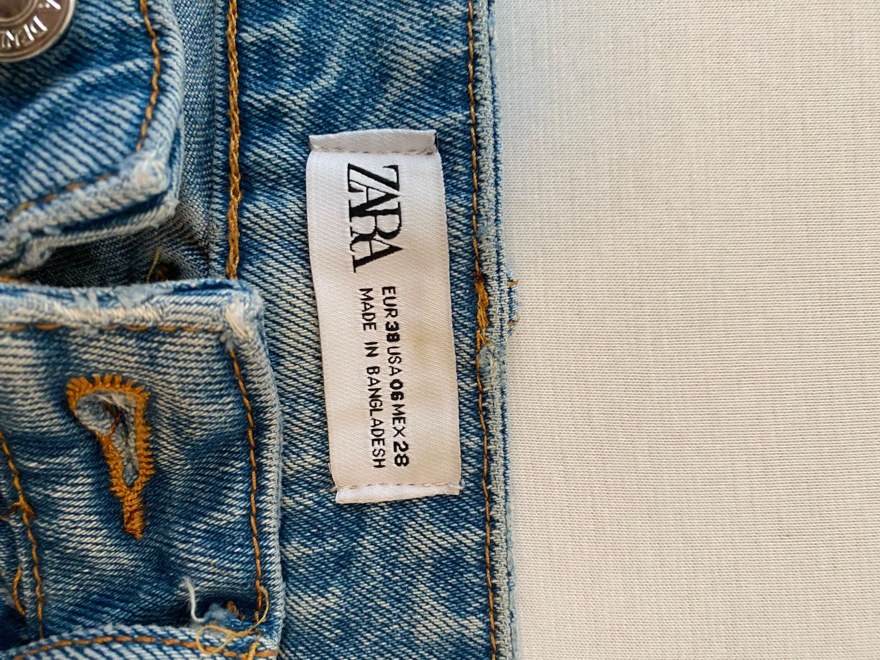Pantaloni: Zara shorts – Usato da Zürich venduto da yae56 1