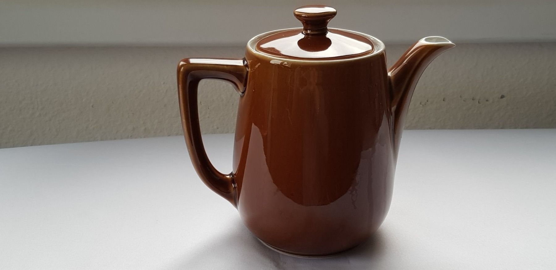 Teiere: Rössler Kaffeekanne goldbraun 0,8 lt. – Usato da Dällikon venduto da Toyfan