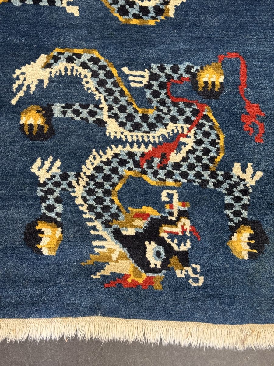 Tappeti: Chinesischer Teppich mit Drachenmotiv – Usato da Liestal venduto da galerie_nategh 1