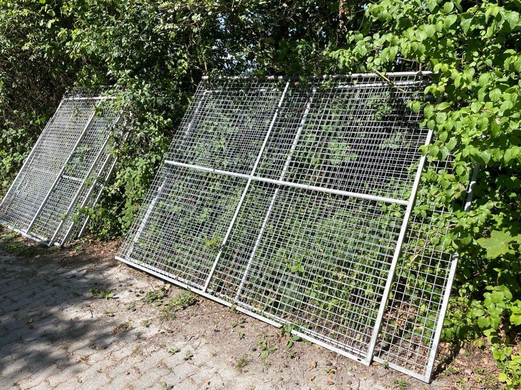 Griglie e Inferriate: Gitterelemente / Volierenelemente – Usato da Männedorf venduto da Lanius02 1