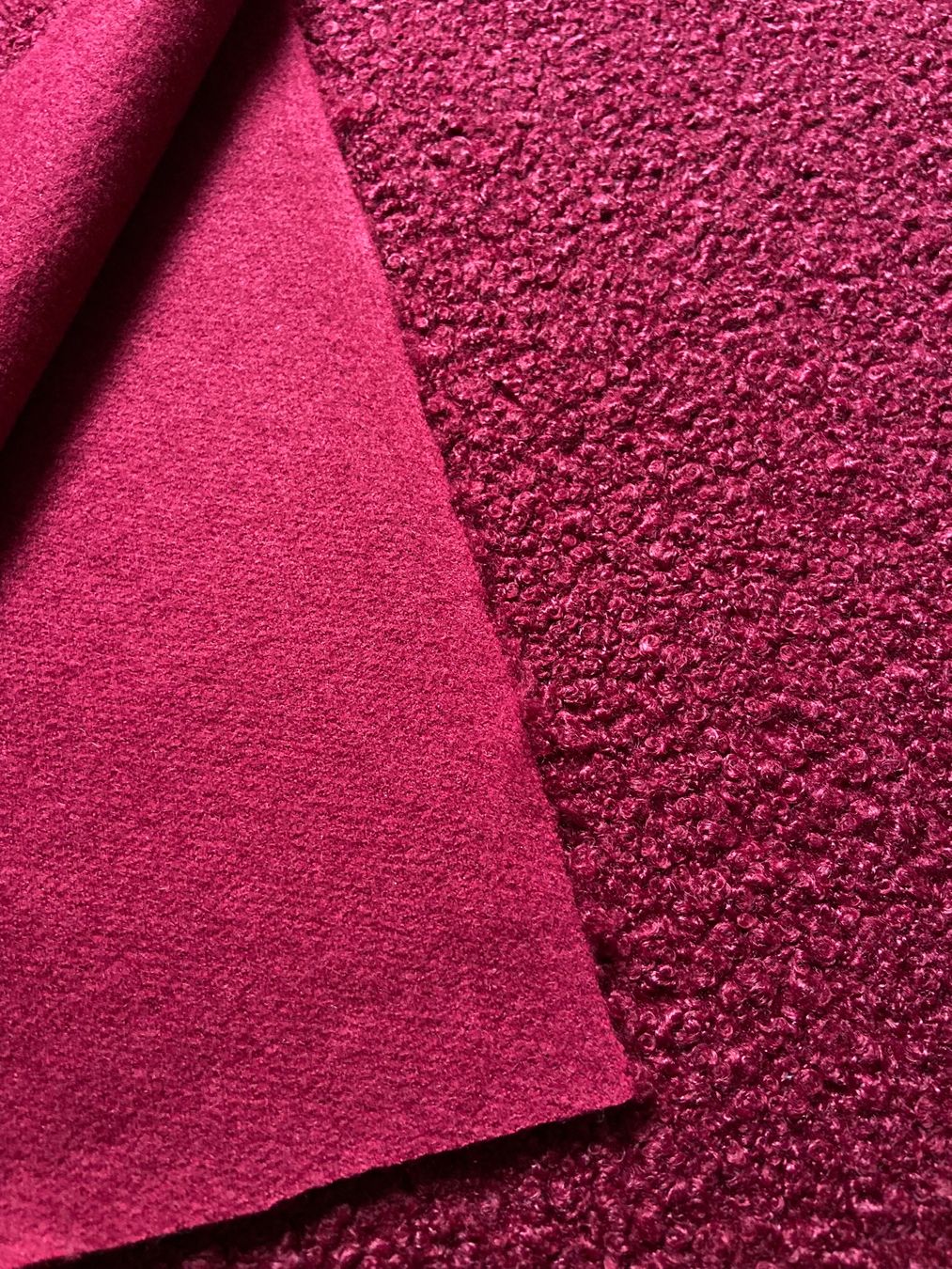 Tessuti: Woll-Bouclé Stoff 100cm x 155cm NEU – Nuovo e nell'imballaggio originale da Thalwil venduto da Luninul 1