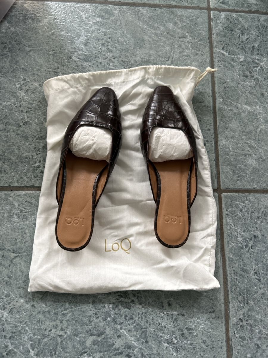 Scarpe da donna: Scarpe Loq come nuove – Usato da Montagnola venduto da ste_w9hh