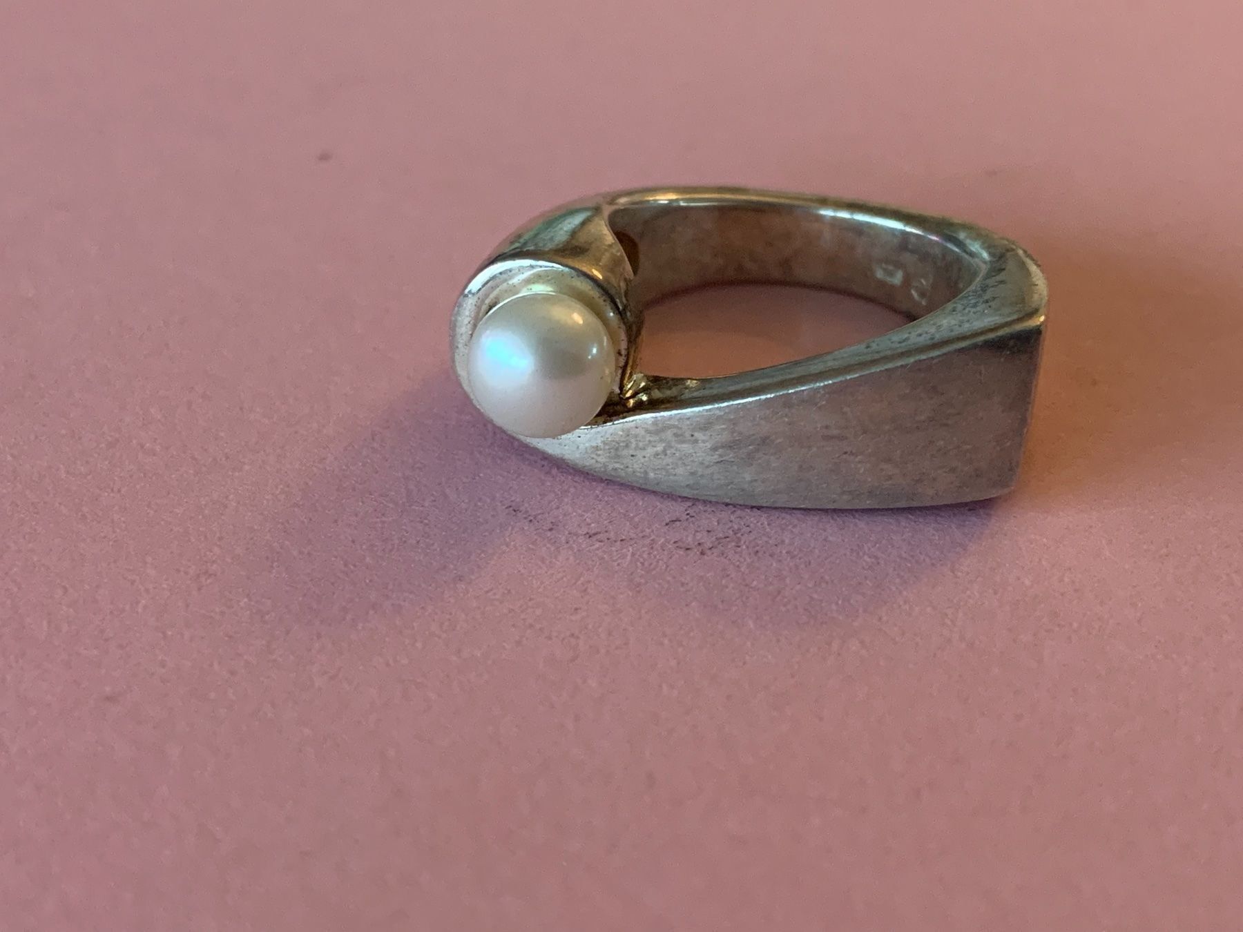 Bagues: Silberring massiv mit perle (Rg54/16) – D'occasion à Dittingen par Bellevista 1