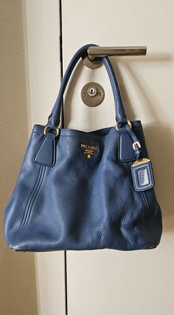 Prada Tasche blau