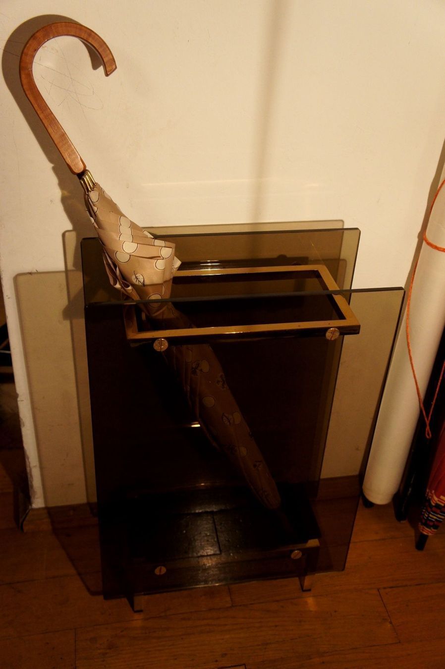 Altri mobili per ufficio: Design Regenschirmständer Messing Glas – Usato da Lugano venduto da lussy1717 3