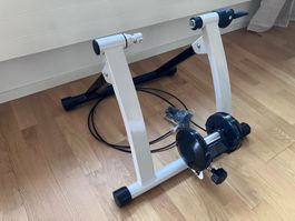 Rollentrainer Neu