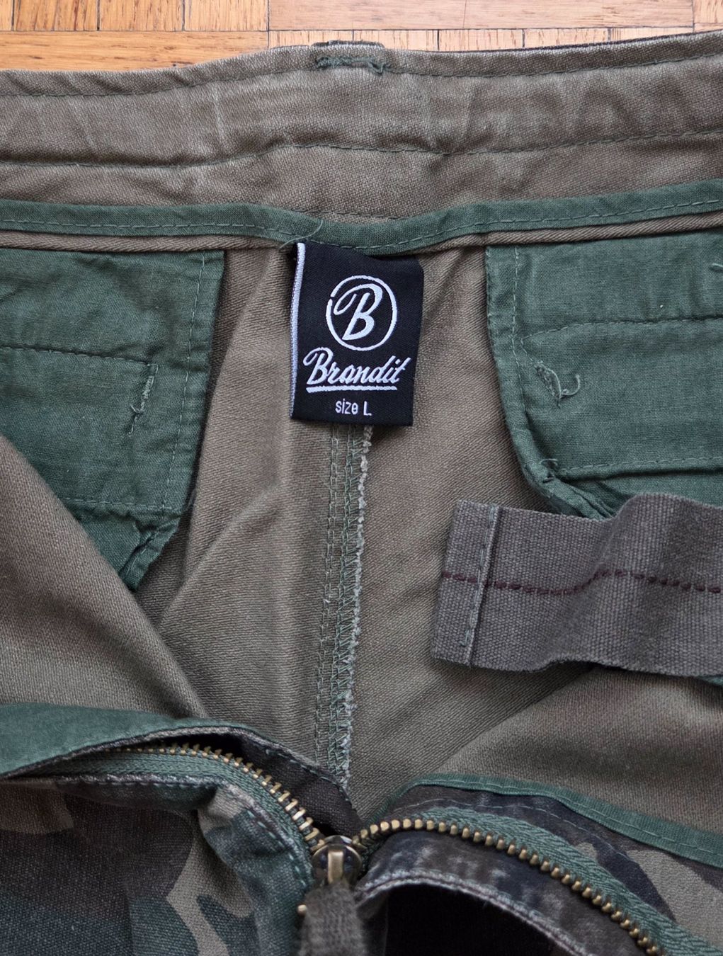 Pantaloni: Brandit Militär Cargoshorts – Usato da Brüttisellen venduto da ruebli-fan13 1