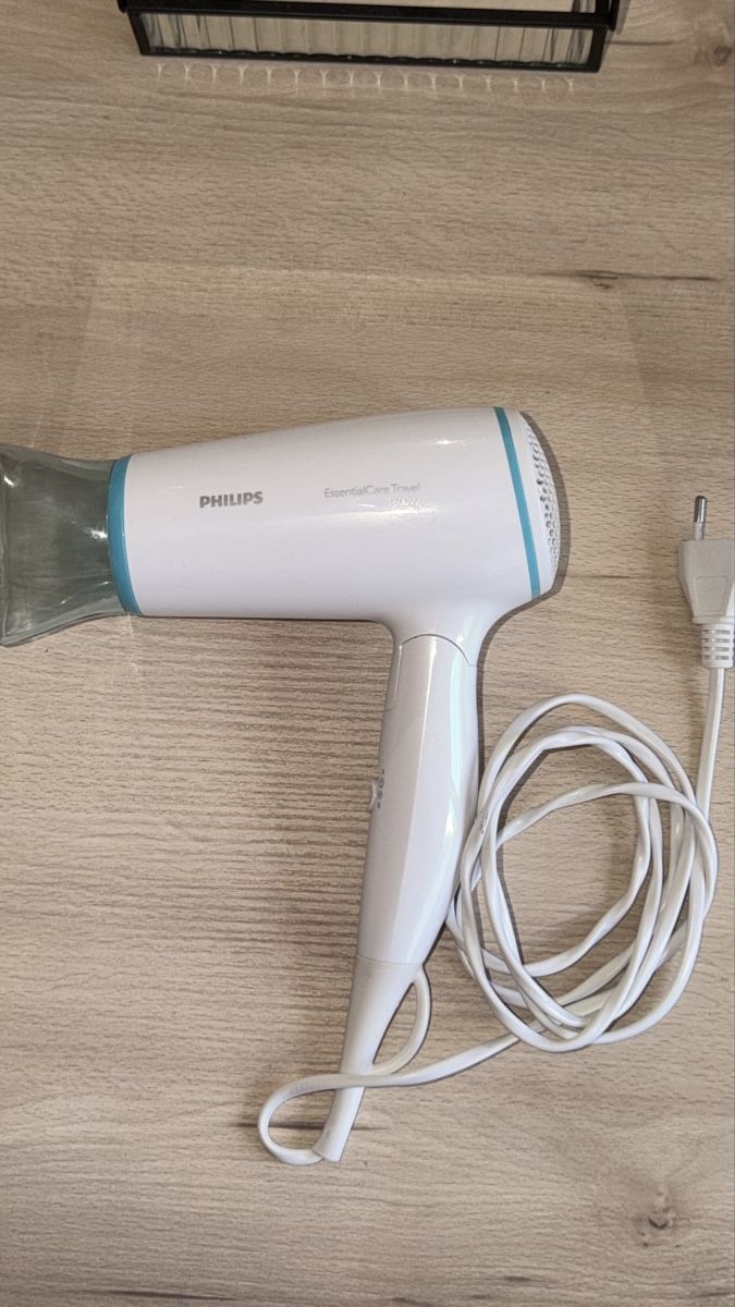 Philips Föhn: PHILIPS HAIR DRYER – Gebraucht aus Puplinge von yav_9r9f
