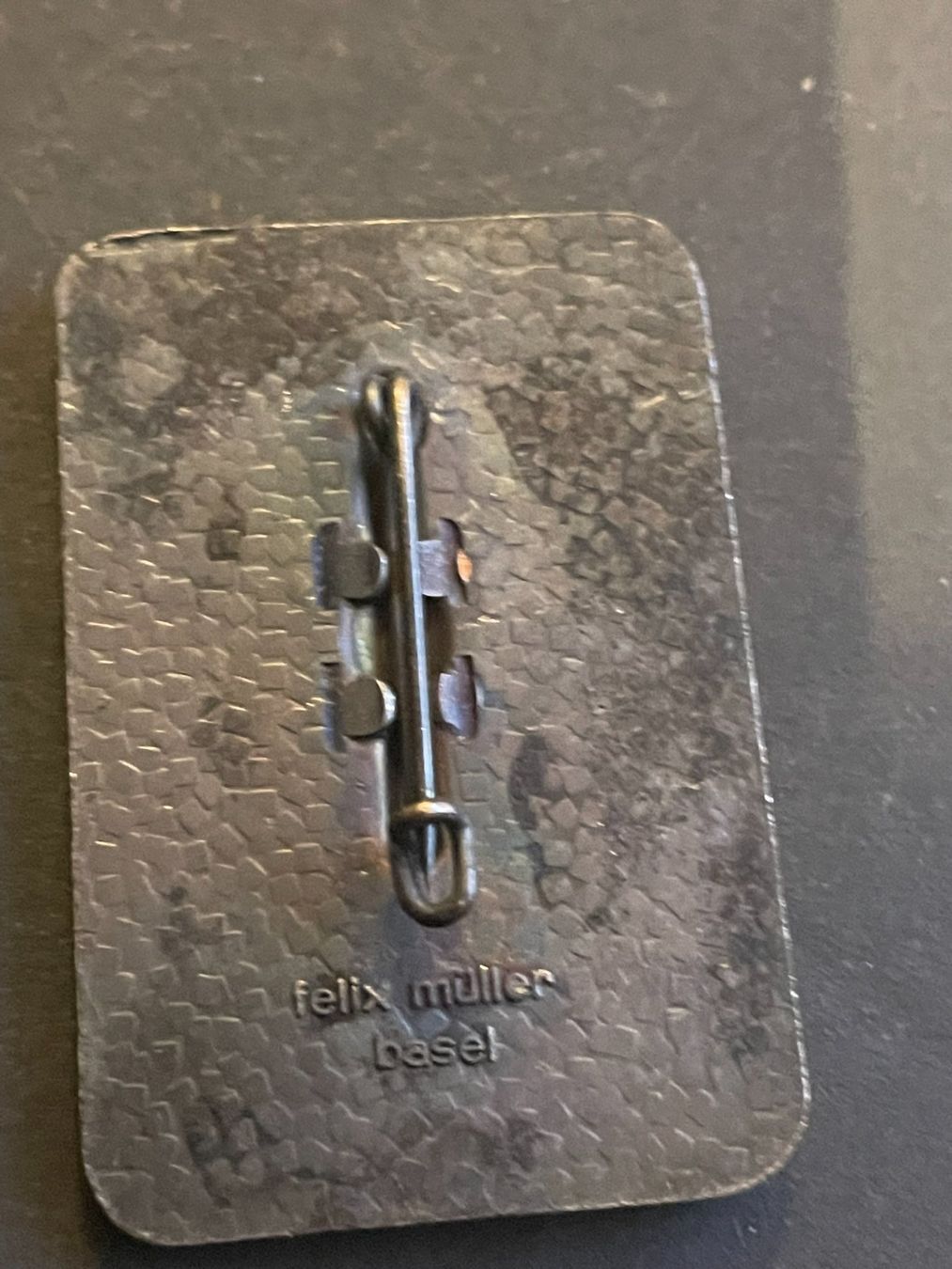 Placchette & Badge: Aescher Fasnachtsplakette Silber 1983 – Usato da Aarburg venduto da glaibasel57 1