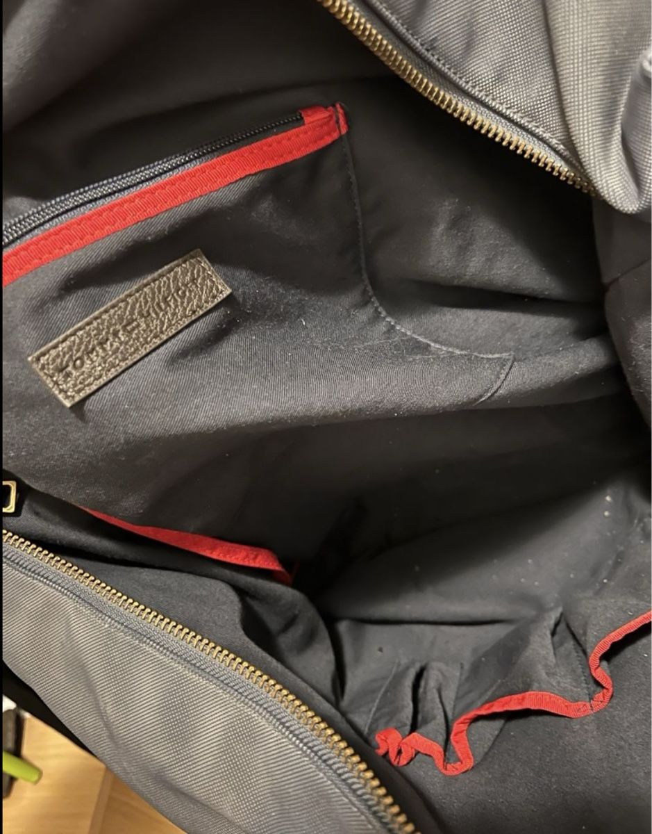 Tommy Hilfiger Borse: Geräumige Tommy Hilfiger Weekender Tasche – Usato da Kriens venduto da Ceer25 3