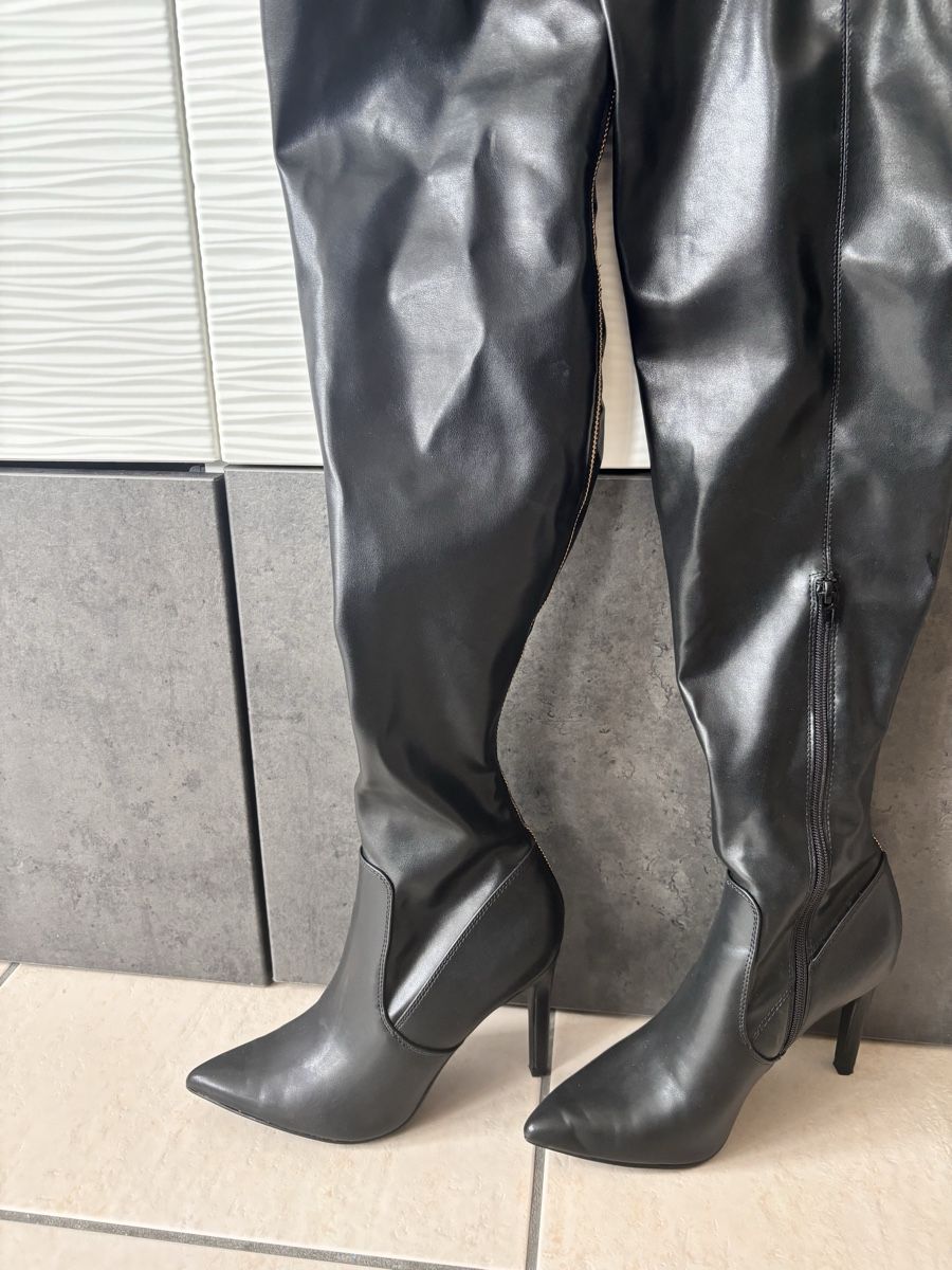 Buffalo Damenschuhe: Bottes Cuissarde à talons Buffalo. Comme neuf  – Neu (gemäss Beschreibung) aus La Chaux-de-Fonds von mel_7chs 2