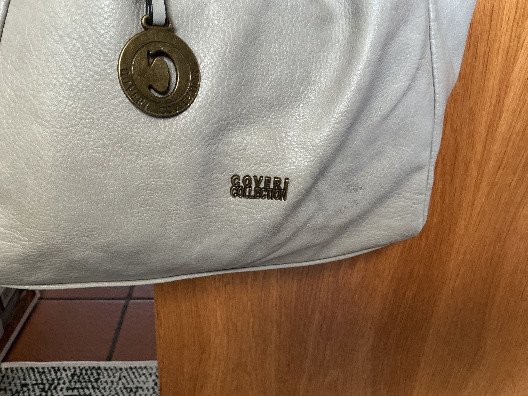 Sacs femmes: Coveri Collection Tasche hell  grau – D'occasion à Wettingen par Andres54 1