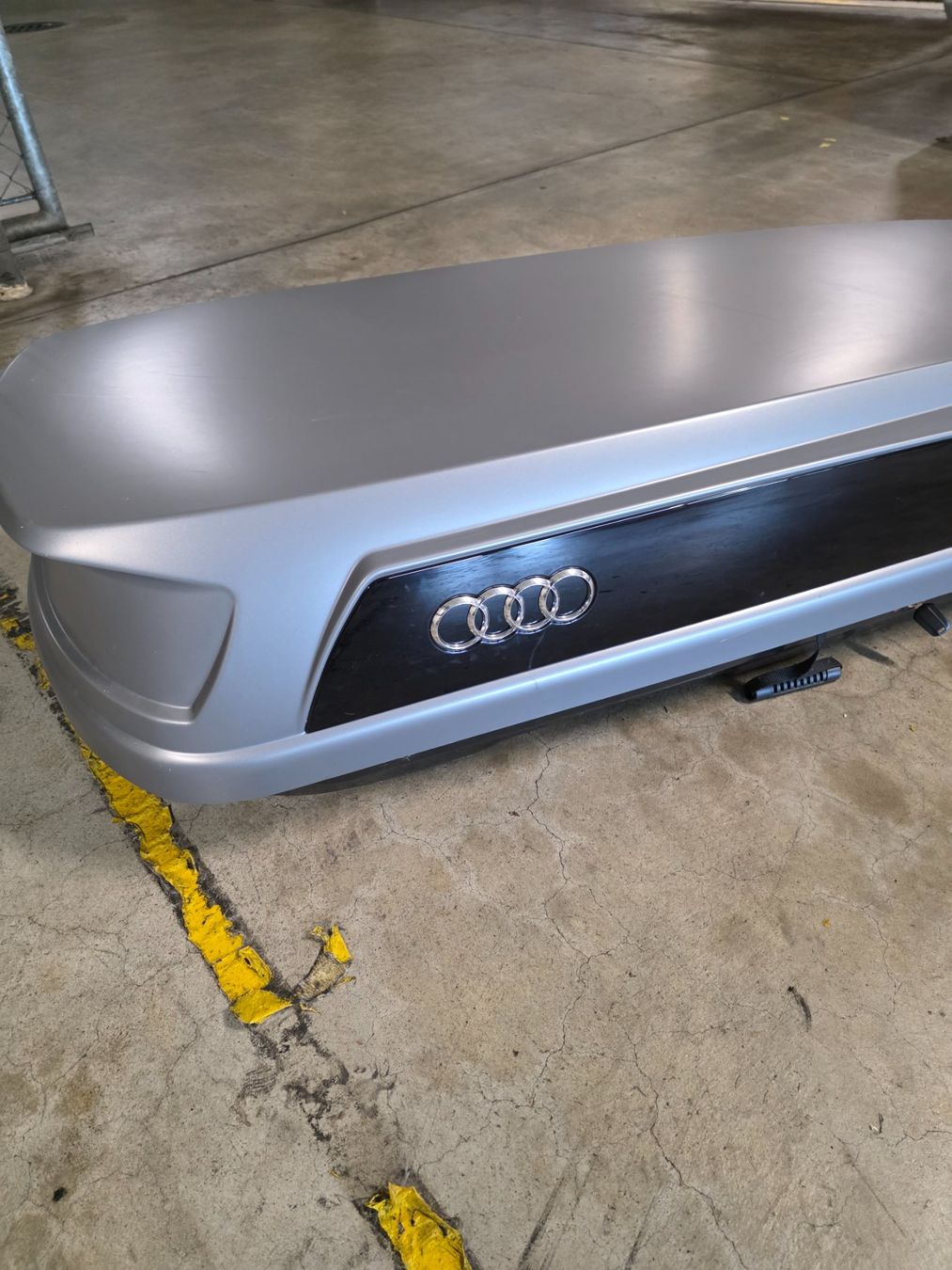 Dachboxen: Original Audi Dachbox Komplett mit Träger – Gebraucht aus Flamatt von AdrianRS 1