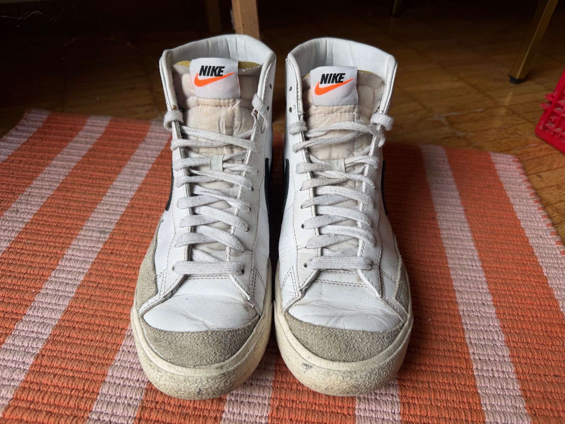 Nike Scarpe da uomo: Nike Blazer Mid 77 – Nuovo (secondo la descrizione) da Bern venduto da joanneagain 1