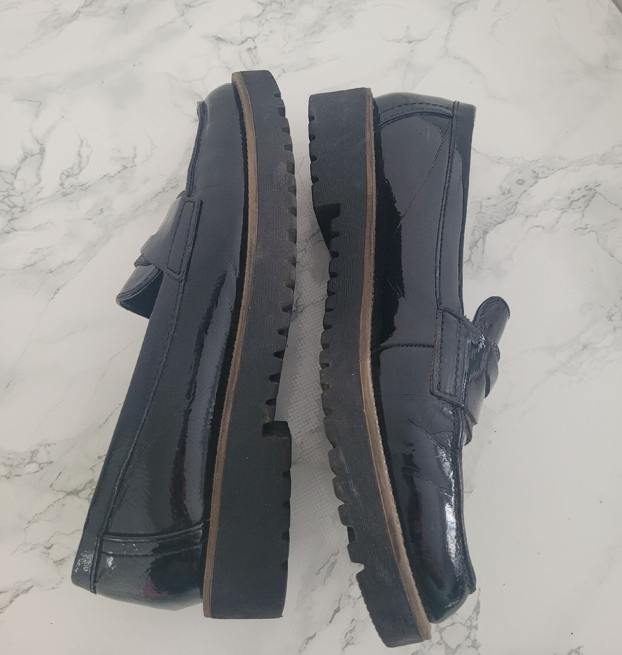 Scarpe da donna: Schicke Lack-Loafers, Grösse 36 – Usato da Thun venduto da Jrkw 2