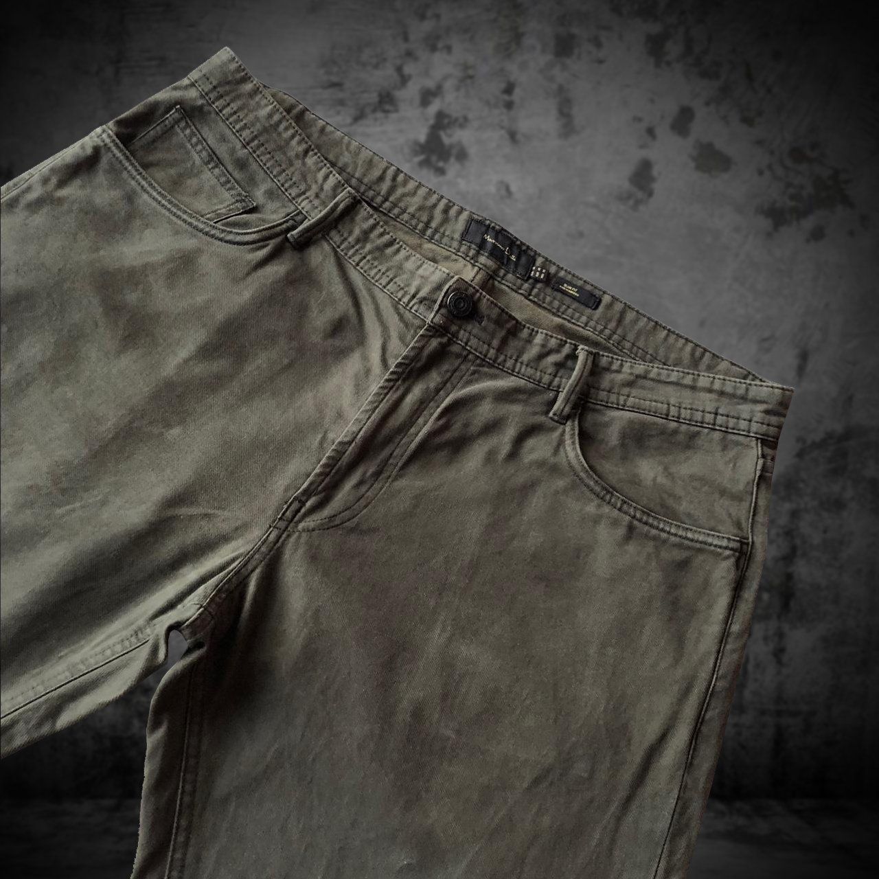 Massimo Dutti Pantaloni: Pants Massimo Dutti Slim Fit Kaki Men 36 – Usato da Genève venduto da ang_7j7j 5