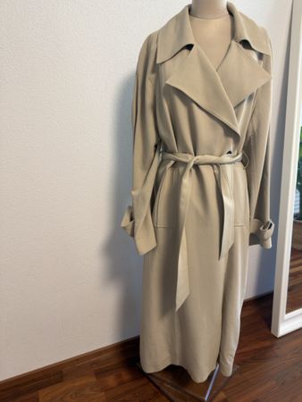 Trenchcoat von Massimo Dutti Grösse M, hellbeige