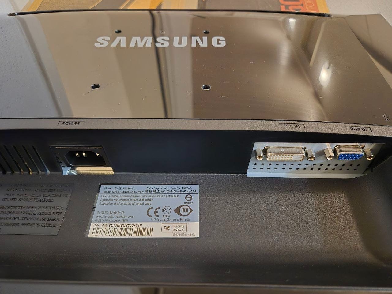 Samsung Monitor: Samsung SyncMaster P2250 22" Monitor für Gaming Streaming – Usato da Dübendorf venduto da Alessandro-DG 2