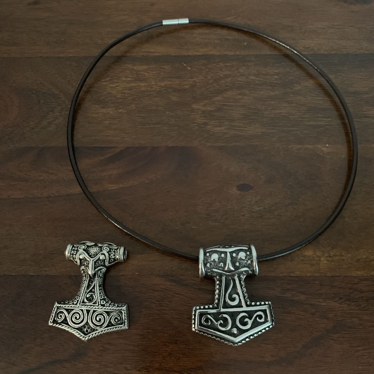 Ciondoli: Thors Hammer Mjölnir – Nuovo (secondo la descrizione) da Horw venduto da HerrTadellos
