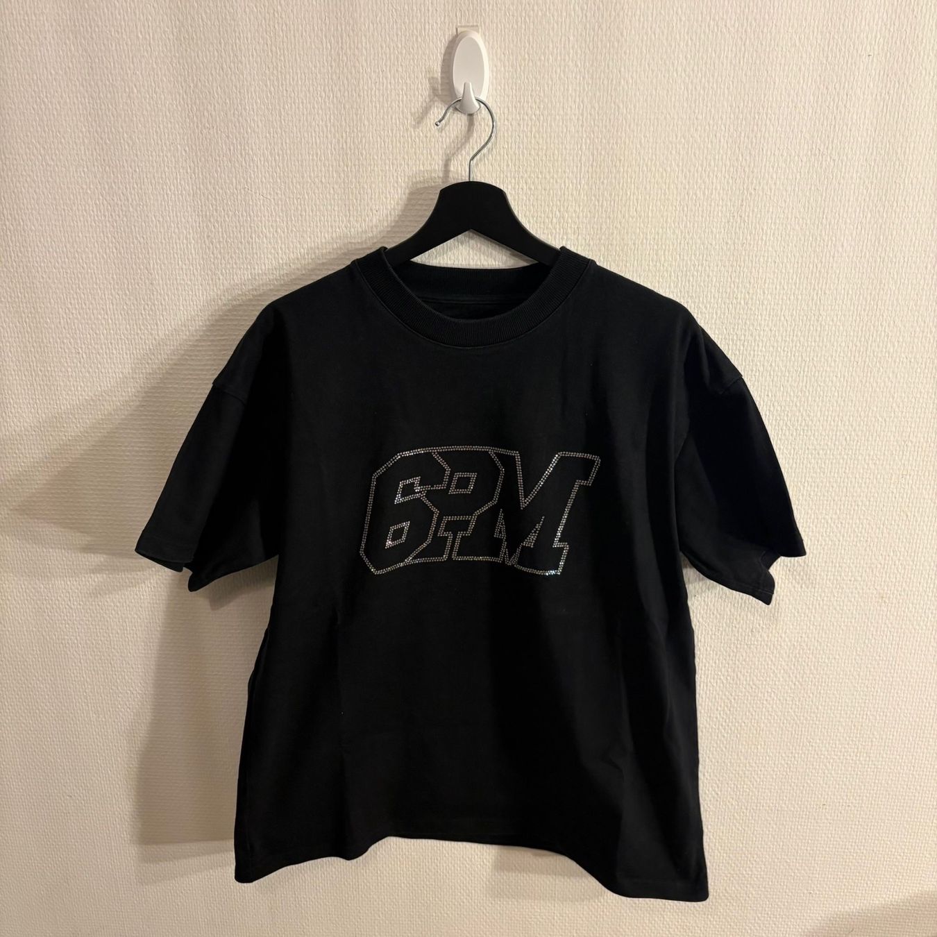 6PM T-Shirts: 6PM "Diamonds" Logo Tshirt (Black) – Neu (gemäss Beschreibung) aus Bern von gia_jqj7