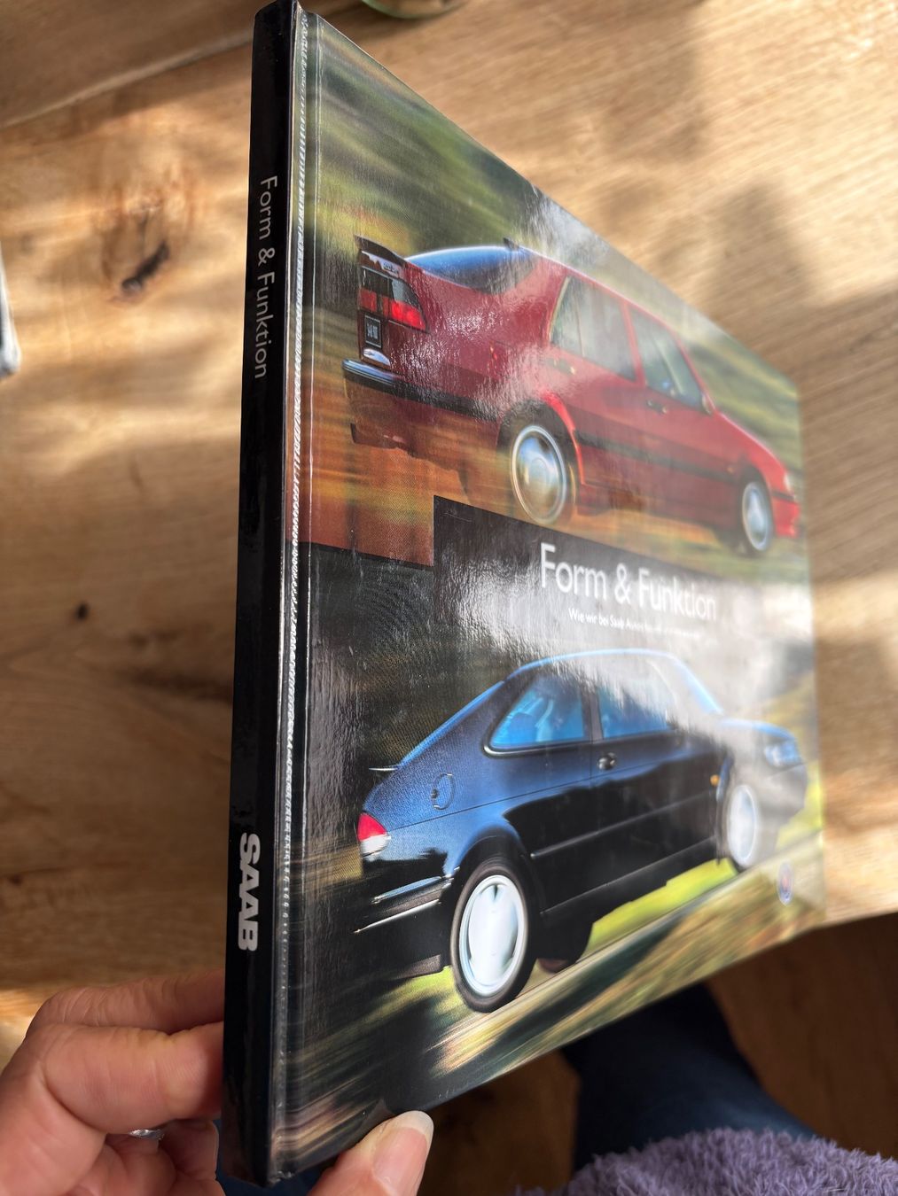 Libri: SAAB Buch Form & Funktion – Nuovo e nell'imballaggio originale da Bauma venduto da haelge01 1
