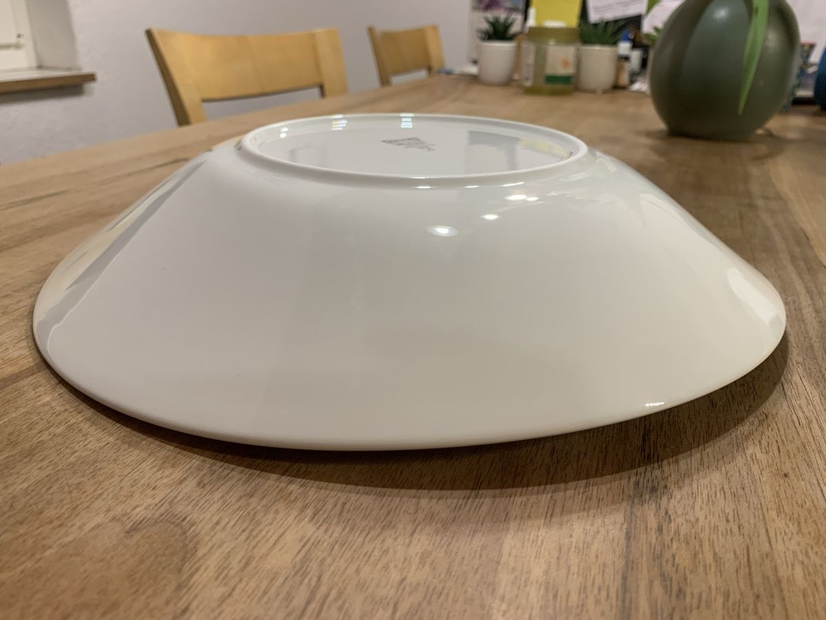 IKEA SKYN Bone China / grosse Porzellan Schale weiss (32 cm) (Gebraucht) in Winterthur für CHF 15 – nur Abholung auf Ricardo kaufen