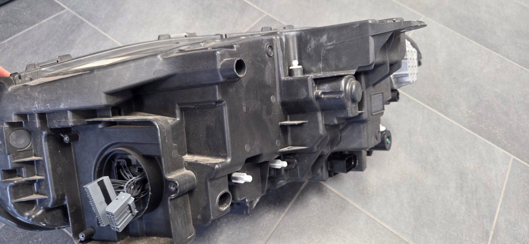 Volvo Fari: Phare Volvo XC90 – Usato da Cernier / venduto da car_5rm5 3