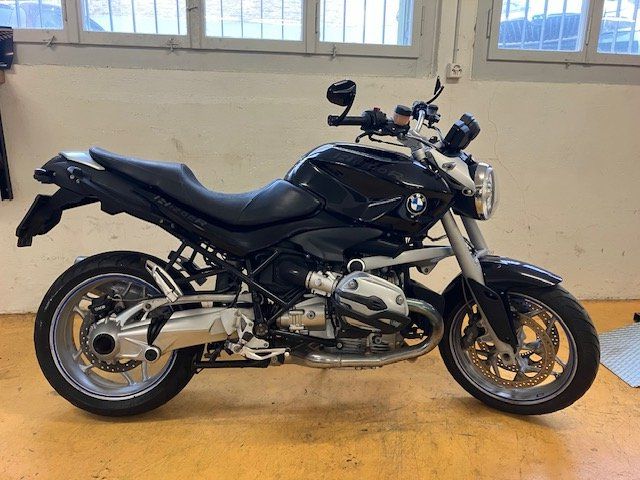 BMW Strasse: BMW R1200R ABS – Gebraucht aus Zürich von Motorenwerk 1