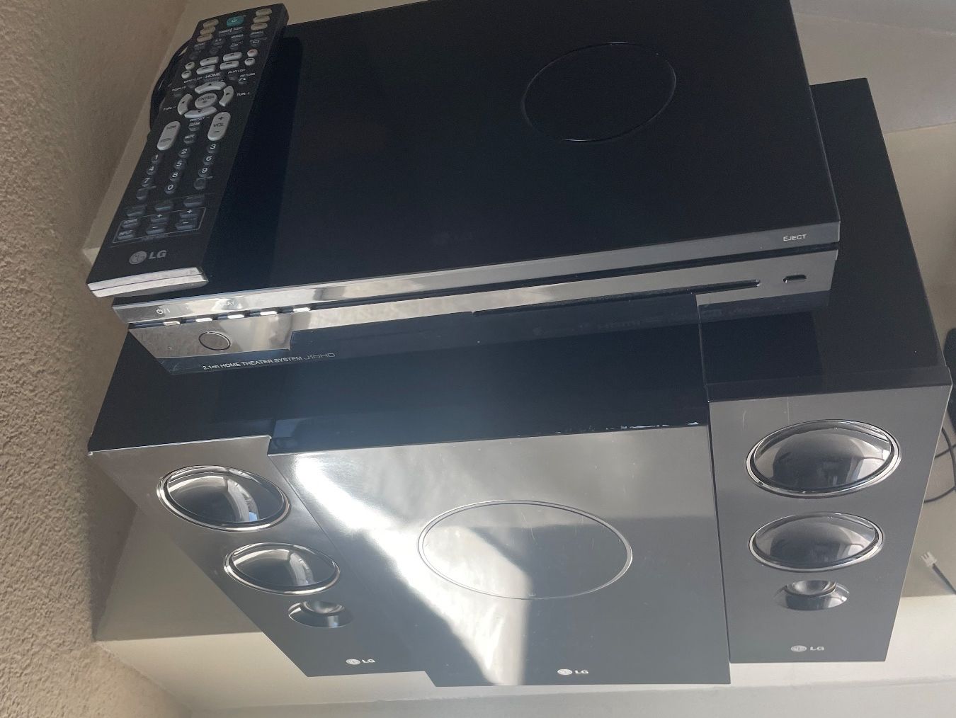LG Heimkino: Home Theater System LG - DVD – Gebraucht aus Minusio von Pink222 3