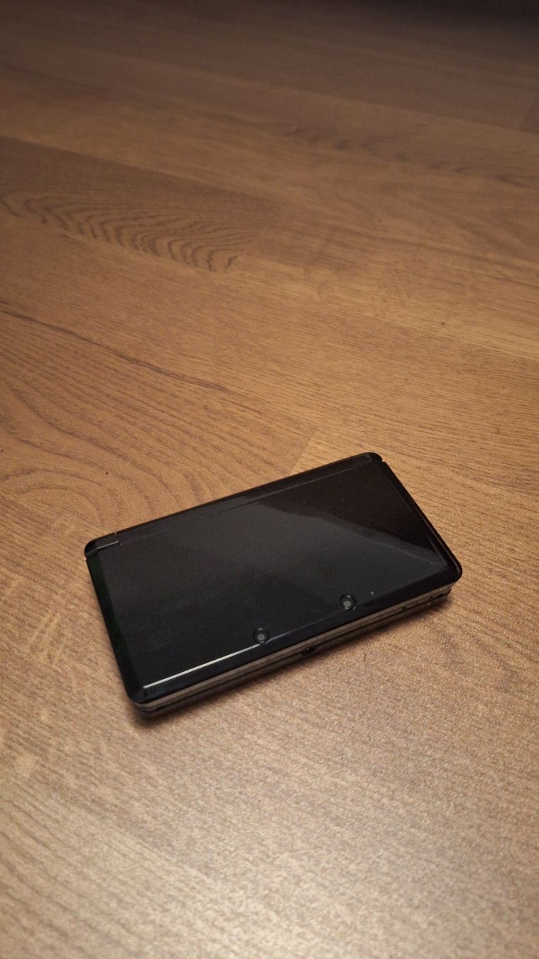 Nintendo Console: Nintendo 3DS Schwarz – Usato da Bachenbülach venduto da 4player4 4